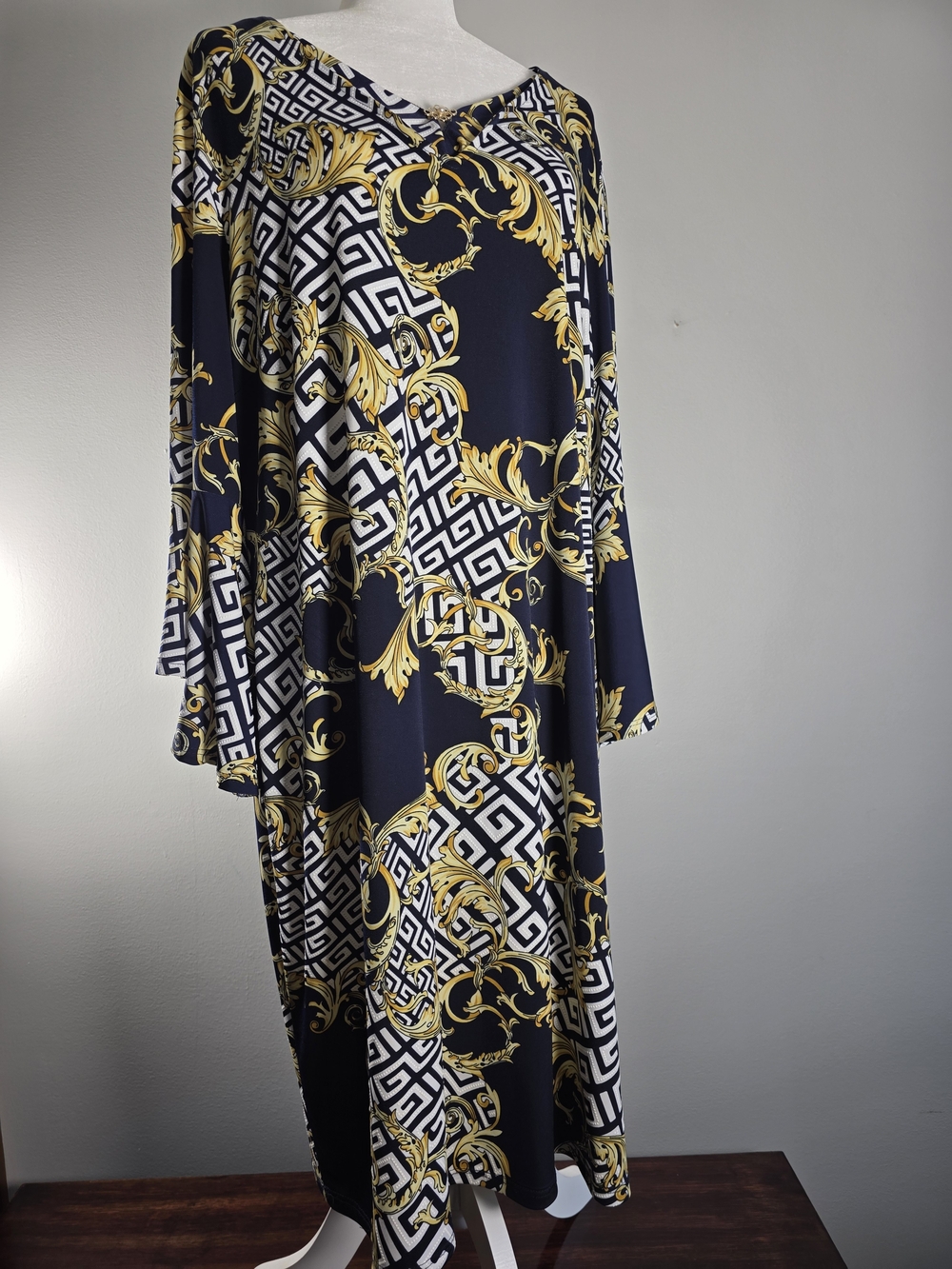 Olivia Matthews Women’s 2X Baroque Greek Key Tunic Dress Navy Gold White